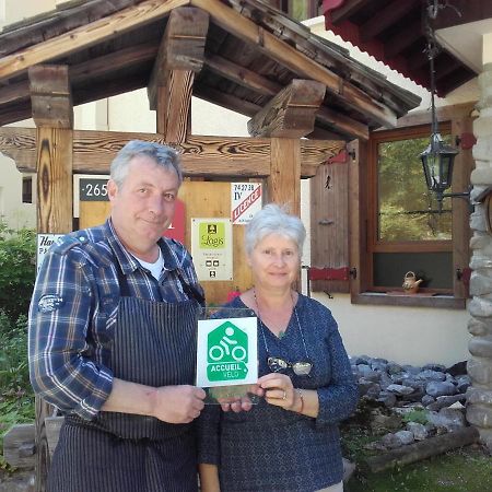 Logis Hotel Les Sapins Montriond Exterior photo